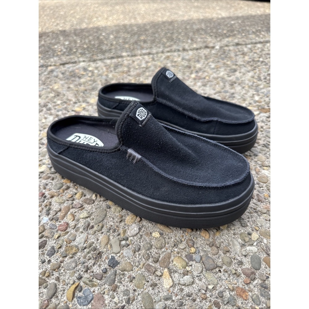 HEYDUDE Women Austin Lift Classic , Black/Black, 8